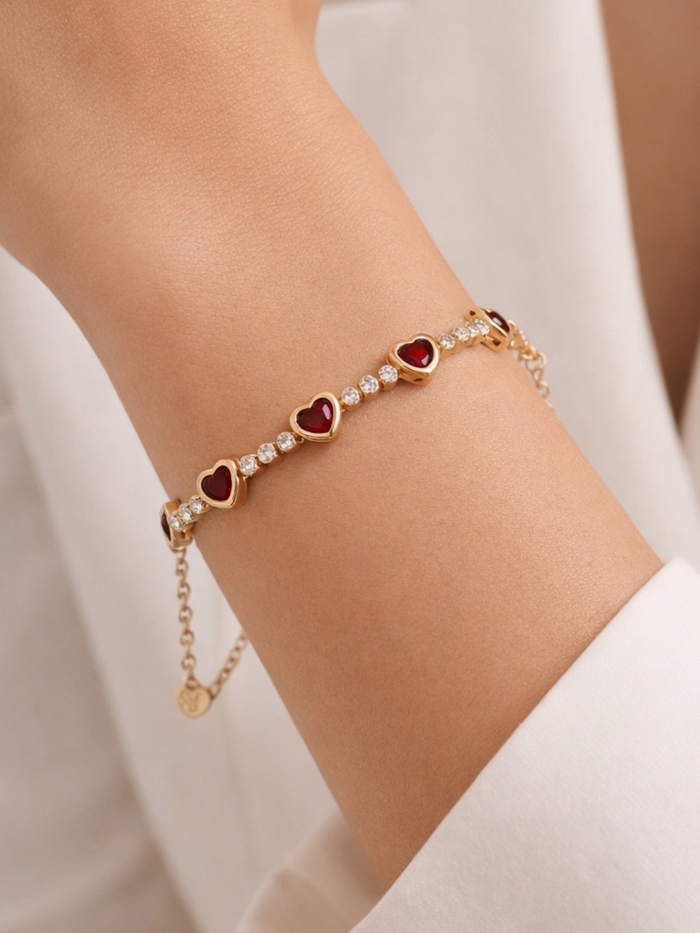 Red Hearts Zirconia Bracelet 18K Gold Plated Copper Classic Style